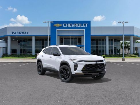 New 2026 Chevrolet Trax ACTIV w/ Driver Confidence Package image 1