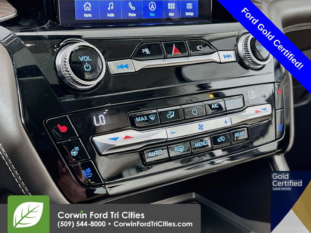 Used 2021 Ford Explorer Platinum w/ Premium Technology Package AWD/4WD image 8