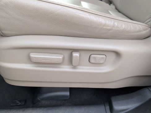 Used 2018 Honda Pilot Touring image 22