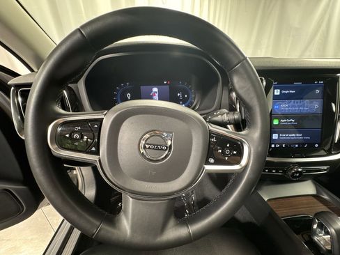 Used 2024 Volvo S60 B5 Plus image 22