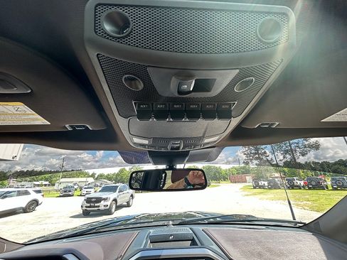 Used 2022 Ford F250 King Ranch w/ King Ranch Ultimate Package AWD/4WD image 12
