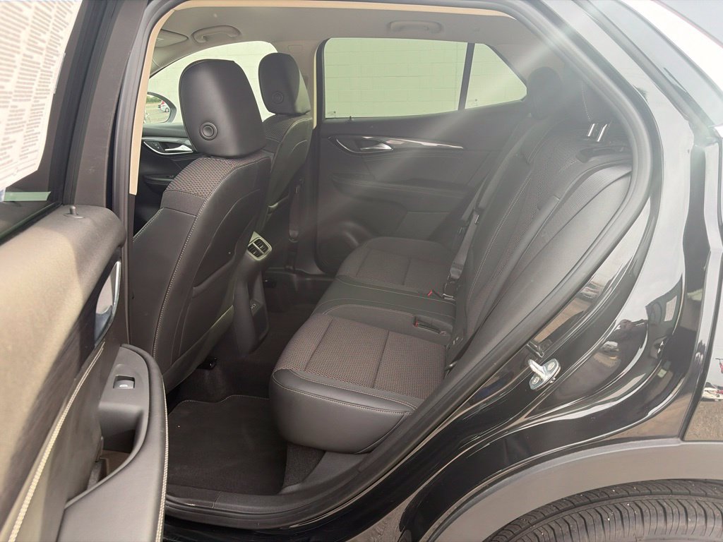 Used 2023 Buick Envision Preferred FWD image 18