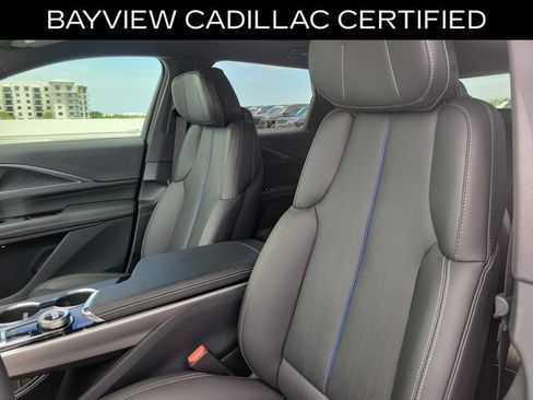 Used 2025 Cadillac Lyriq Luxury RWD image 27