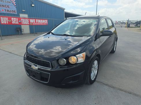Used 2015 Chevrolet Sonic LT w/ Fun and Sun Package image 3
