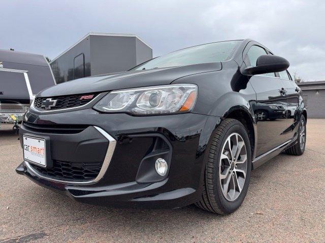 Used 2018 Chevrolet Sonic LT w/ Convenience Package FWD image 3