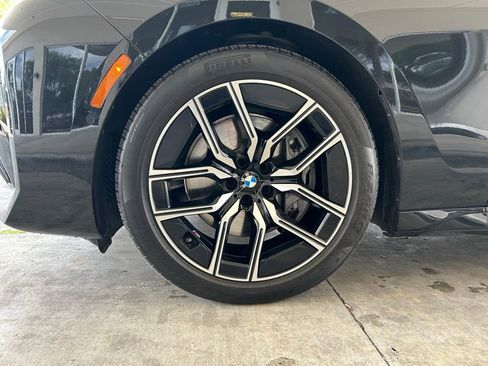 Used 2025 BMW 740i RWD image 15