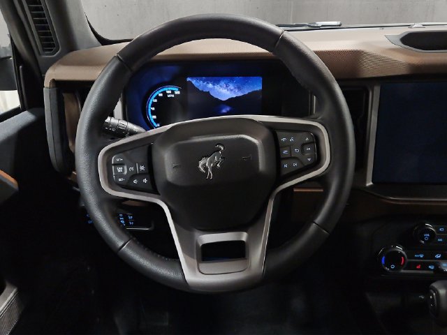 Certified 2023 Ford Bronco Outer Banks AWD/4WD image 14