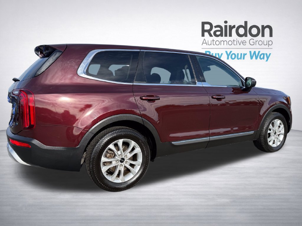Used 2022 Kia Telluride LX FWD image 7