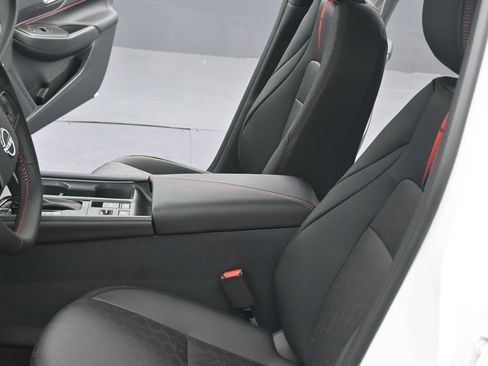 New 2026 Nissan Sentra SR w/ SR Premium Package FWD image 18