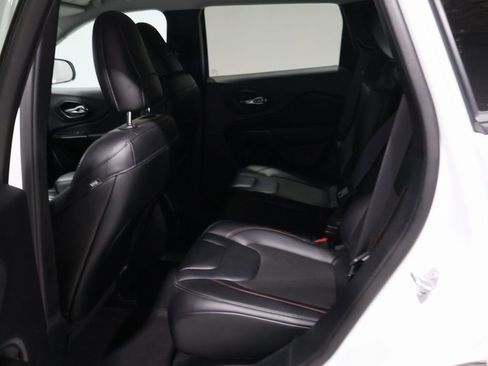 Certified 2022 Jeep Cherokee Trailhawk w/ Sound & Nav Group image 20