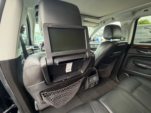 Used 2012 Cadillac SRX Luxury FWD image 17