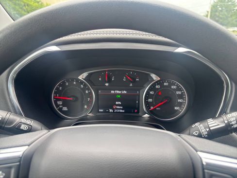 Used 2025 Chevrolet Blazer LT FWD image 41