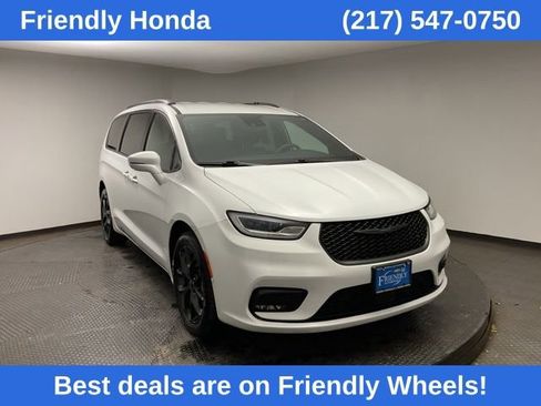Used 2022 Chrysler Pacifica Touring-L w/ Uconnect Theater Family Group image 1