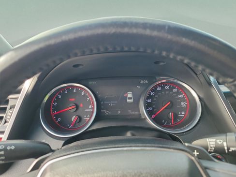 Used 2019 Toyota Camry XSE image 21