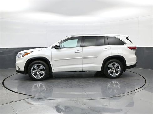 Used 2016 Toyota Highlander Limited Platinum image 8