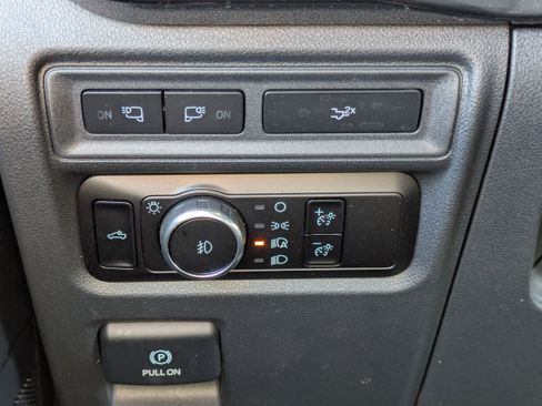 Used 2023 Ford F150 XLT image 22