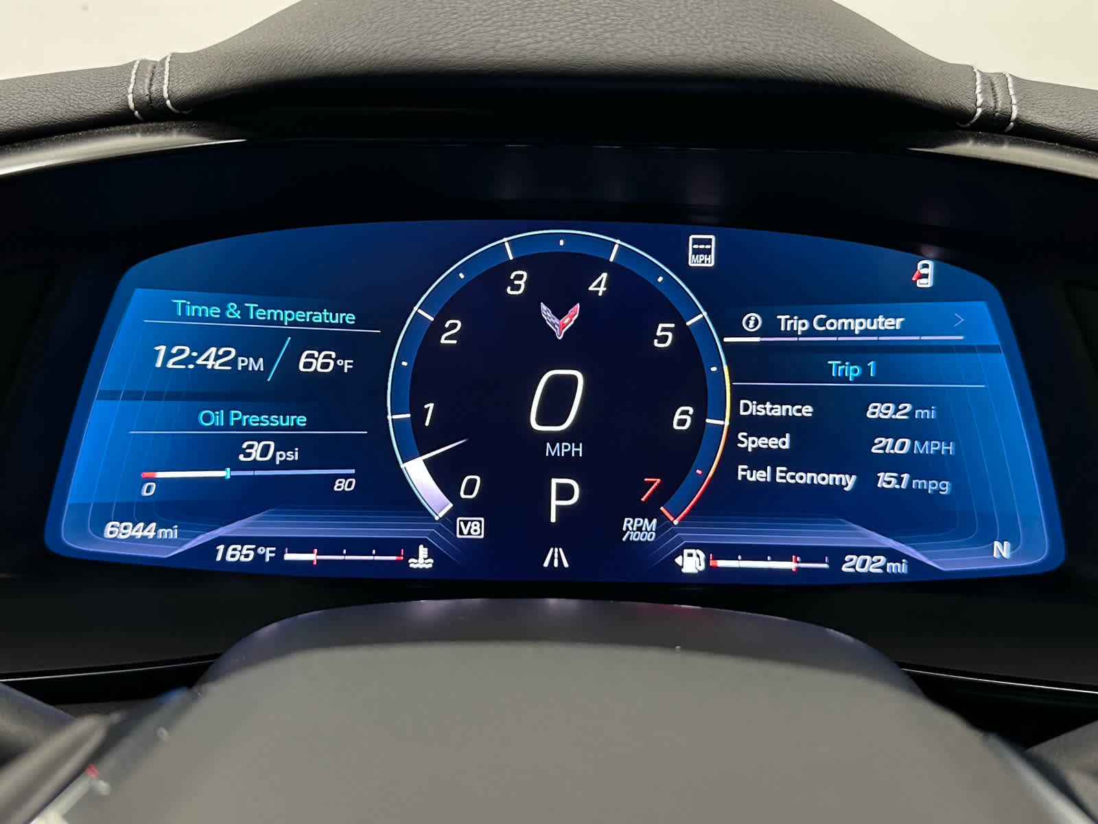 Used 2022 Chevrolet Corvette Stingray Preferred Cpe w/ Z51 Performance Package RWD image 21
