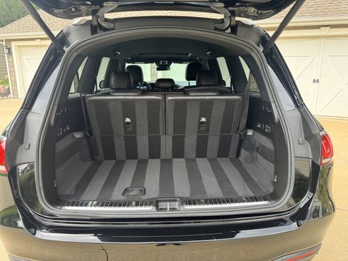 Used 2022 Mercedes-Benz GLS 450 4MATIC w/ AMG Line Exterior image 18