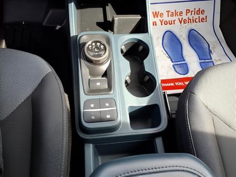 Used 2022 Ford Maverick XL image 13