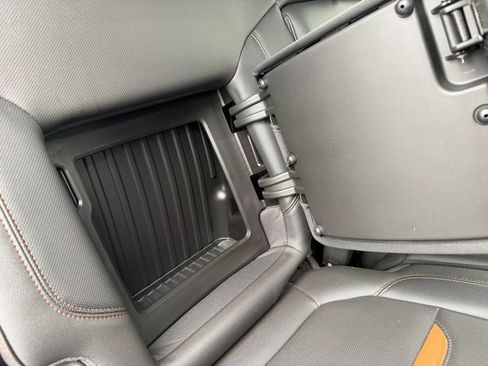 Used 2019 GMC Sierra 1500 AT4 w/ AT4 Premium Package AWD/4WD image 34