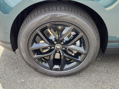 Used 2026 Land Rover Range Rover Velar S image 9