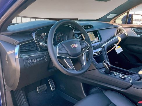 New 2026 Cadillac XT5 Sportv w/ LPO, Floor Liner Package image 6