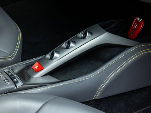 Certified 2018 Ferrari 488 GTB image 38