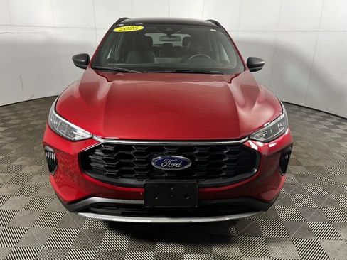 Used 2025 Ford Escape ST-Line w/ Tech Pack #1 image 7