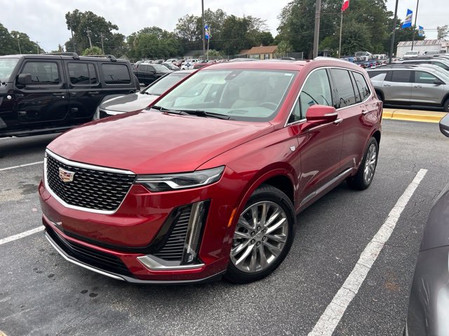 Used 2024 Cadillac XT6 Premium Luxury w/ Technology Package FWD image 1