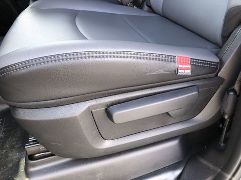 New 2026 RAM 2500 Tradesman w/ Chrome Appearance Group image 22