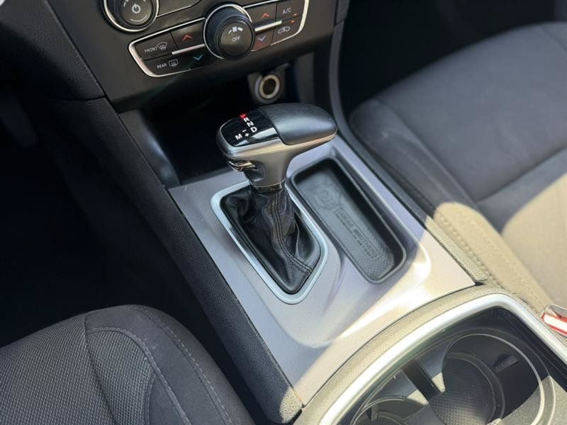 Used 2019 Dodge Charger SXT RWD image 32