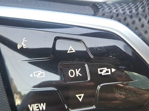 Used 2022 Volkswagen Tiguan SE R-Line AWD/4WD image 13
