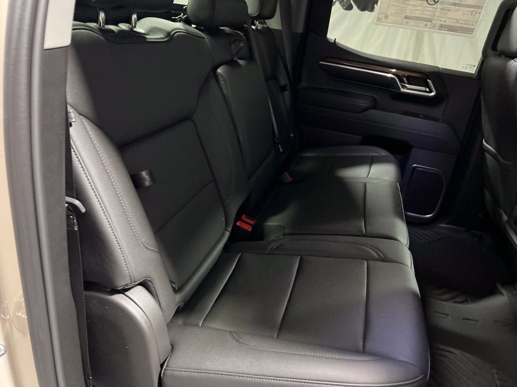 New 2026 Chevrolet Silverado 1500 RST w/ RST All Star Premium Package AWD/4WD image 13
