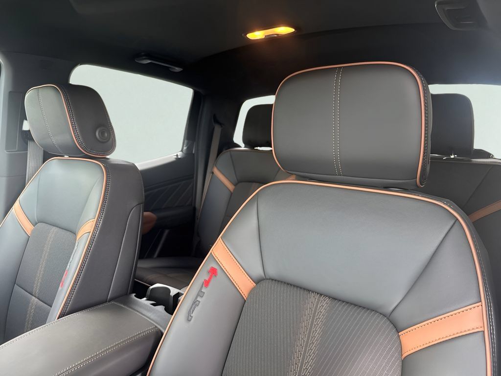 New 2026 GMC Canyon AT4 AWD/4WD image 10
