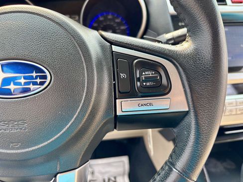 Used 2017 Subaru Outback 2.5i Premium AWD/4WD image 30