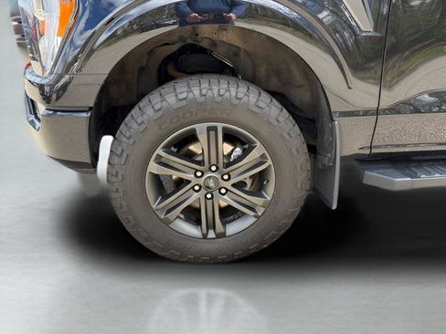 Used 2021 Ford F150 XLT w/ Equipment Group 302A High AWD/4WD image 31