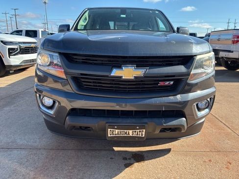 Used 2016 Chevrolet Colorado Z71 image 2