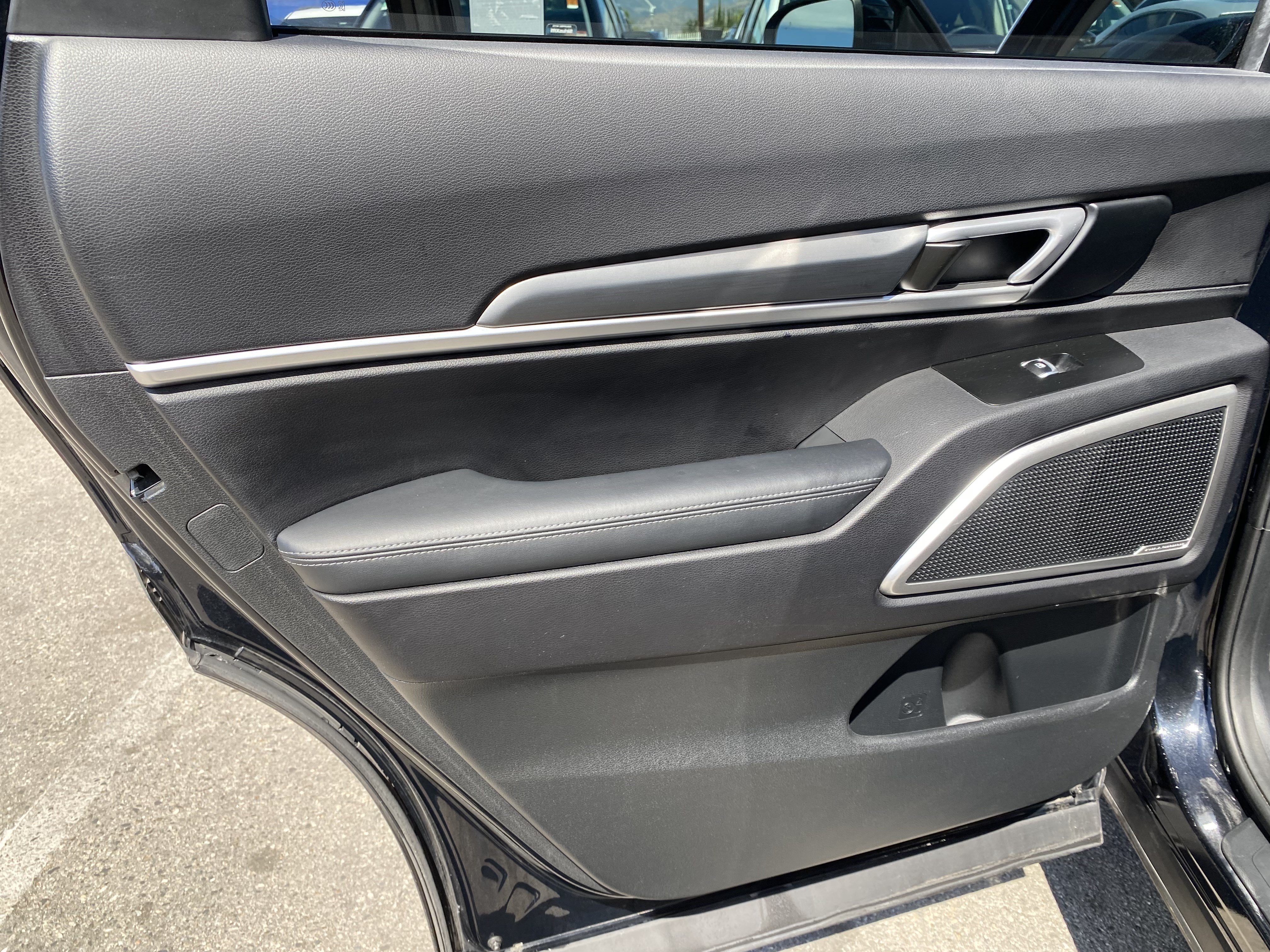 Used 2021 Kia Telluride S AWD/4WD image 19