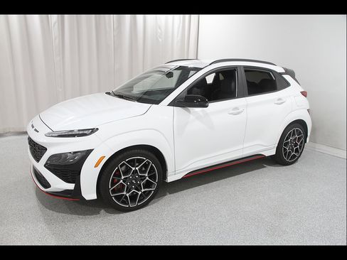 Certified 2022 Hyundai Kona N FWD image 3