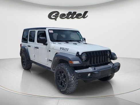Used 2022 Jeep Wrangler Unlimited Sport AWD/4WD image 3
