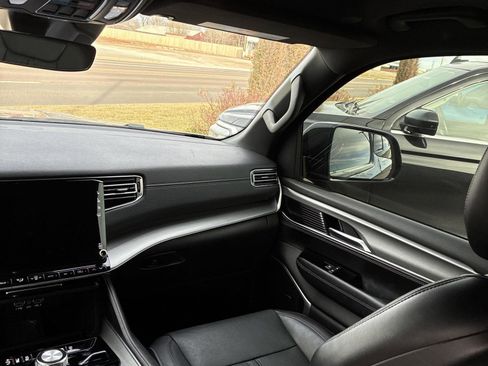 Used 2023 Jeep Wagoneer Series II w/ Convenience Group I image 18