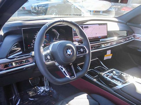 New 2026 BMW 740i image 17