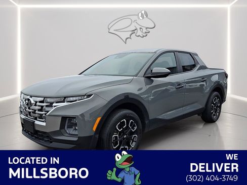 Used 2024 Hyundai Santa Cruz SE image 1
