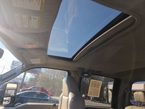 Used 2008 Ford F450 Lariat image 4