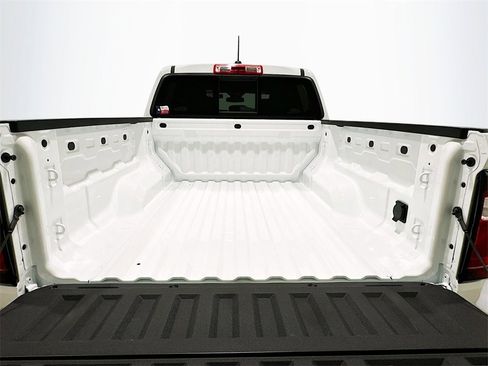 New 2026 GMC Canyon Elevation w/ Convenience Package image 26