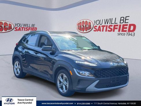 Used 2023 Hyundai Kona SEL w/ Cargo Package AWD/4WD image 1