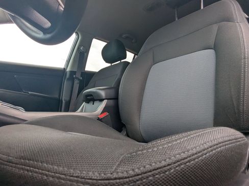 Used 2014 Kia Sportage LX AWD/4WD image 9
