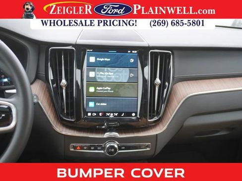 Used 2023 Volvo XC60 B5 Ultimate image 16