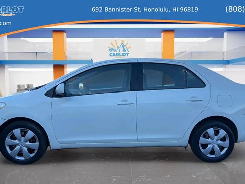 Used 2009 Toyota Yaris Sedan FWD image 11