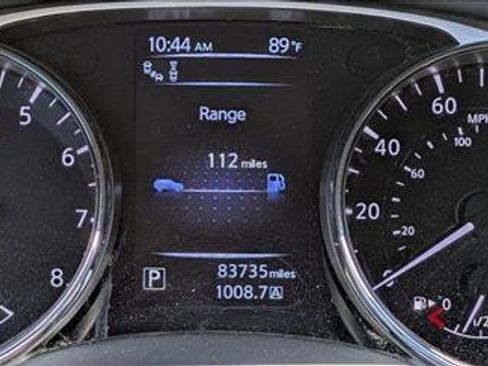 Used 2016 Nissan Rogue SL w/ SL Premium Package FWD image 11
